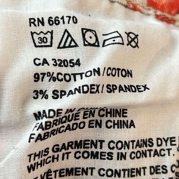 Urban Outfitters BDG Floral Cut offs Denim Shorts Size 28 Feminine - Picture 11 of 12